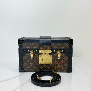 Louis Vuitton Petite Malle